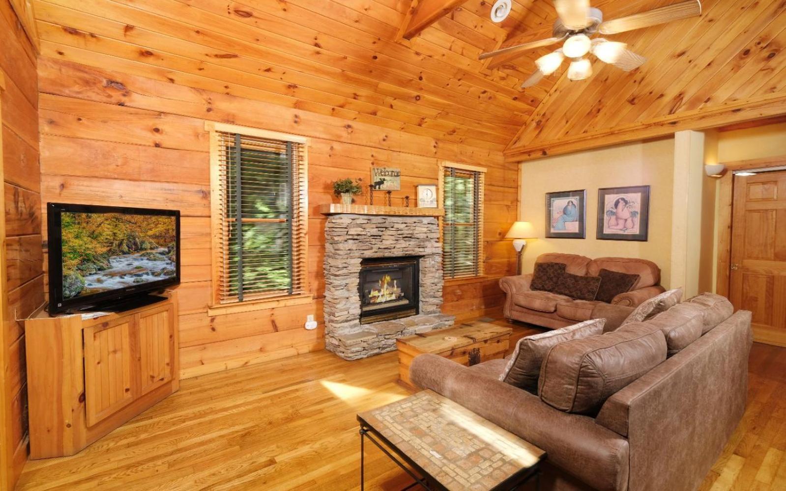 Hacienda Villa Gatlinburg